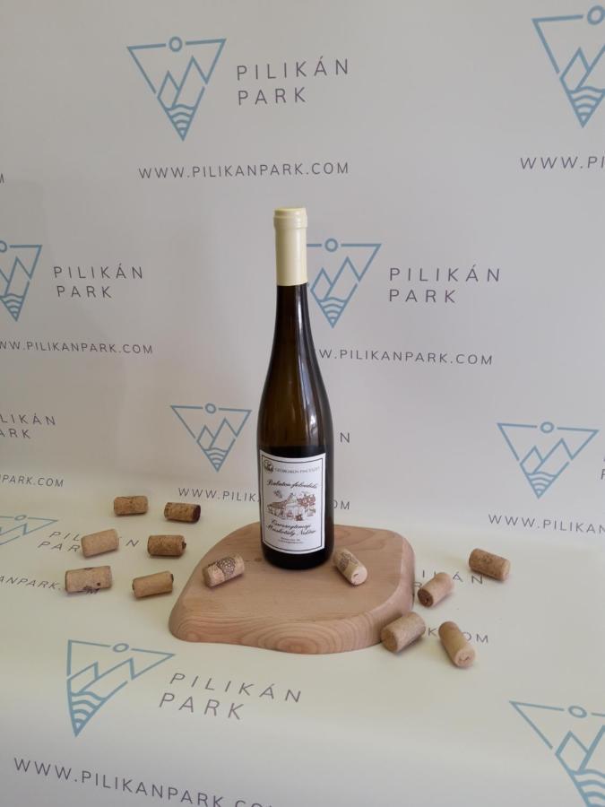 Pilikan Apartments - Park, Agroturism, Vineyard & Farm Черсектомай Екстериор снимка